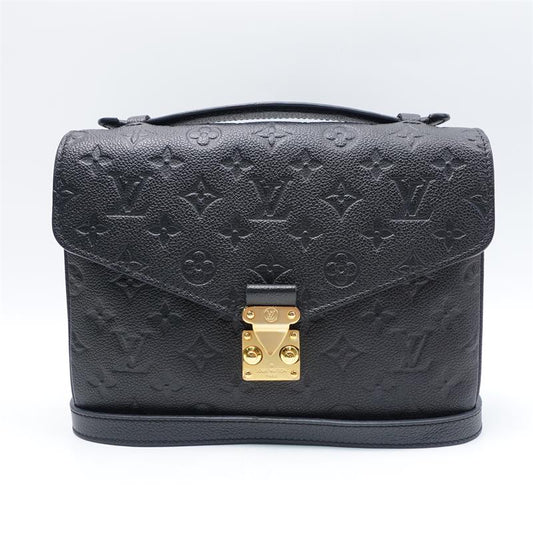 【Deal】Louis Vuitton Pochette Metis Black Leather Satchel