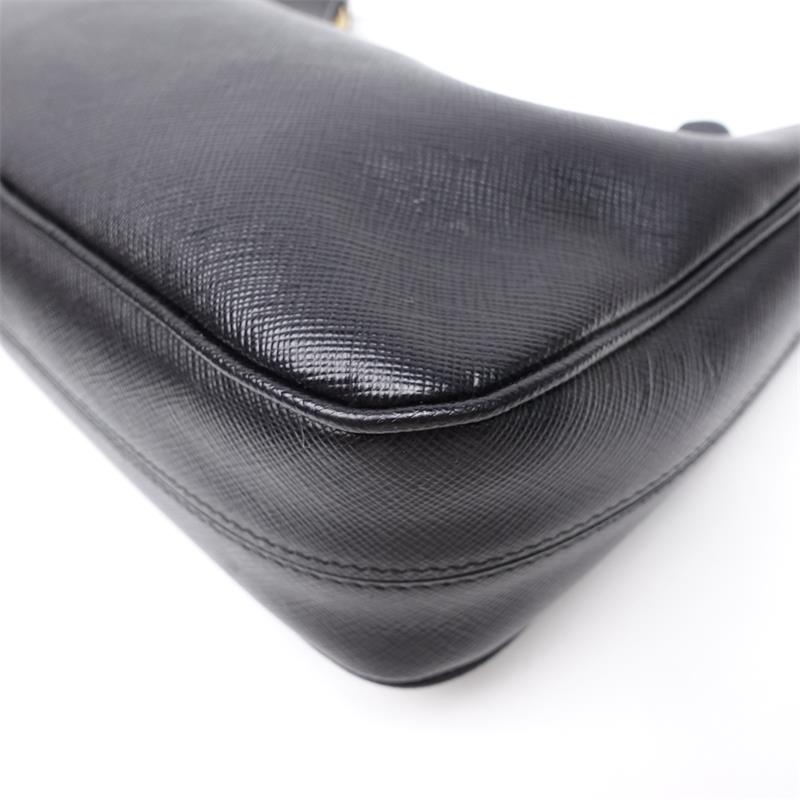 Pre-owned Prada Re-edition Black Calfskin Shoulder Bag