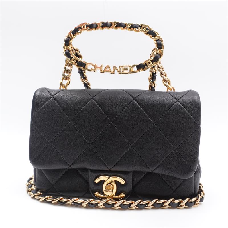 Pre-owned Chanel Black Calfskin Shoulder Bag