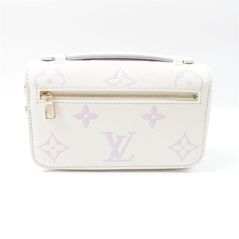 Pre-owned Louis Vuitton Pochette Metis White Calfskin Shoulder Bag