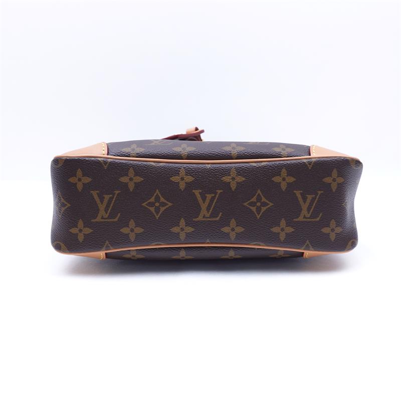 Pre-owned Louis Vuitton Monogram Odeon Coated Canvas Shoulder Bag