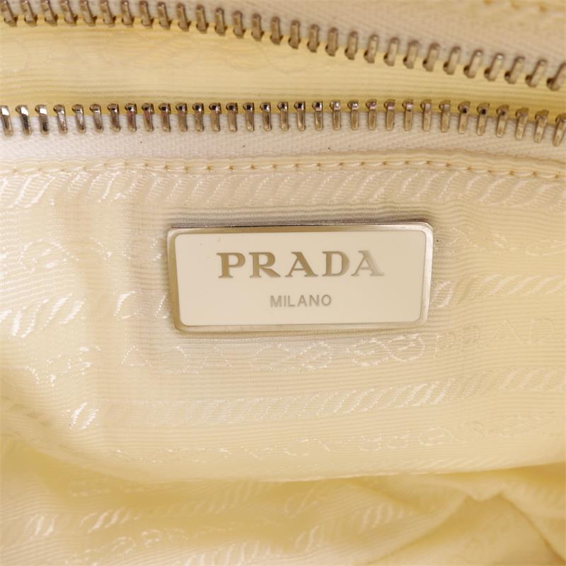 Pre-owned Re-Edition Cream Nylon Shoulder Bag - HZ