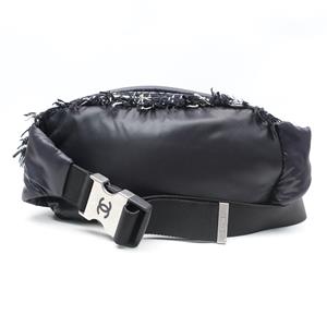 Pre-owned CHANEL Puffer Crossbody Bags Black Crossbody Bag