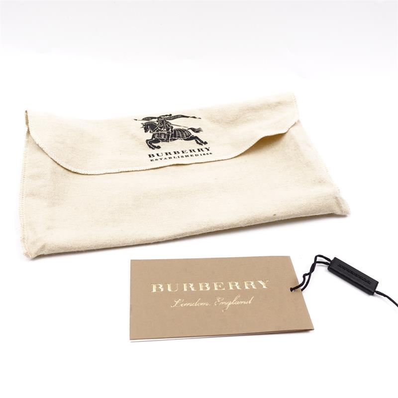 【DEAL】Pre-owned Burberry Green Calfskin Wallet