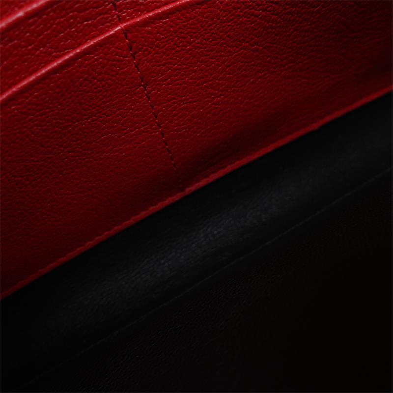 Pre-owned Saint Laurent Red Calfskin Shoulder Bag