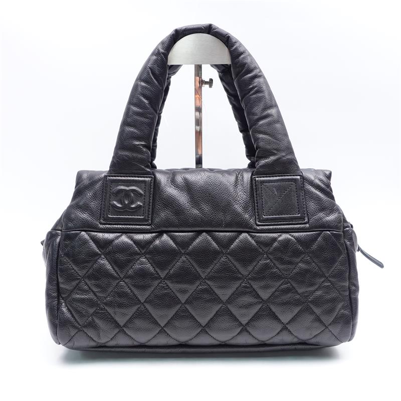 Pre-owned Chanel Black Calfskin Handle Bag-TS