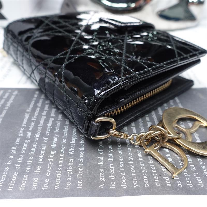 Pre-owned Dior Lady Black Patent Leather Short Wallet