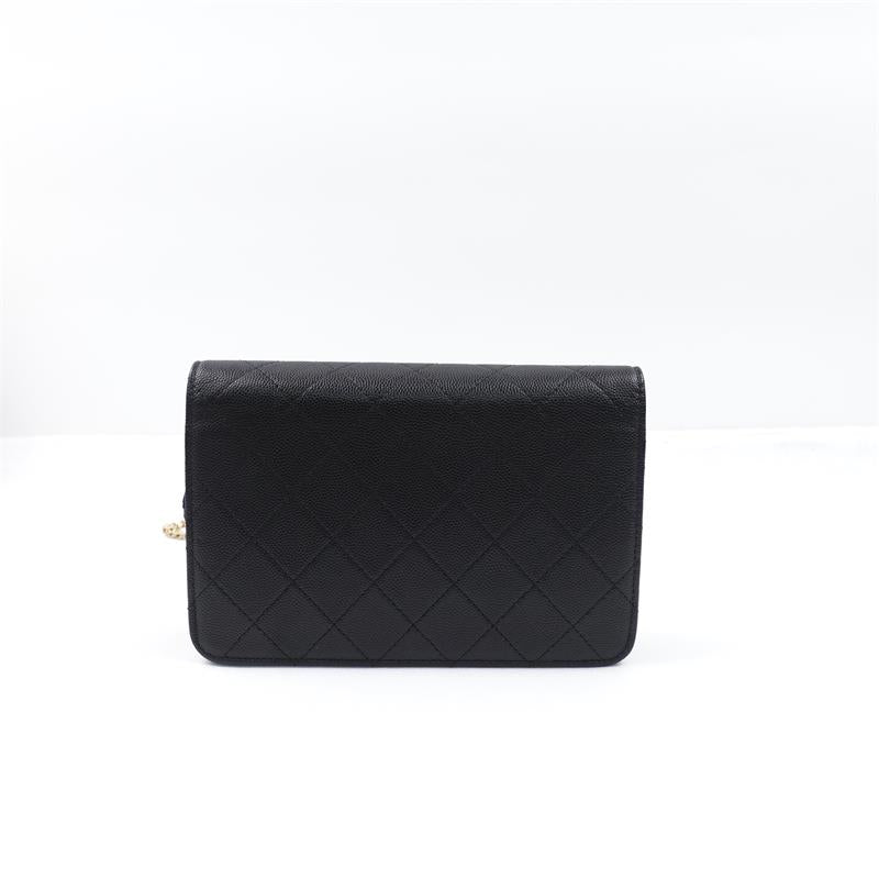 Pre-owned Chanel Black Calfskin Woc