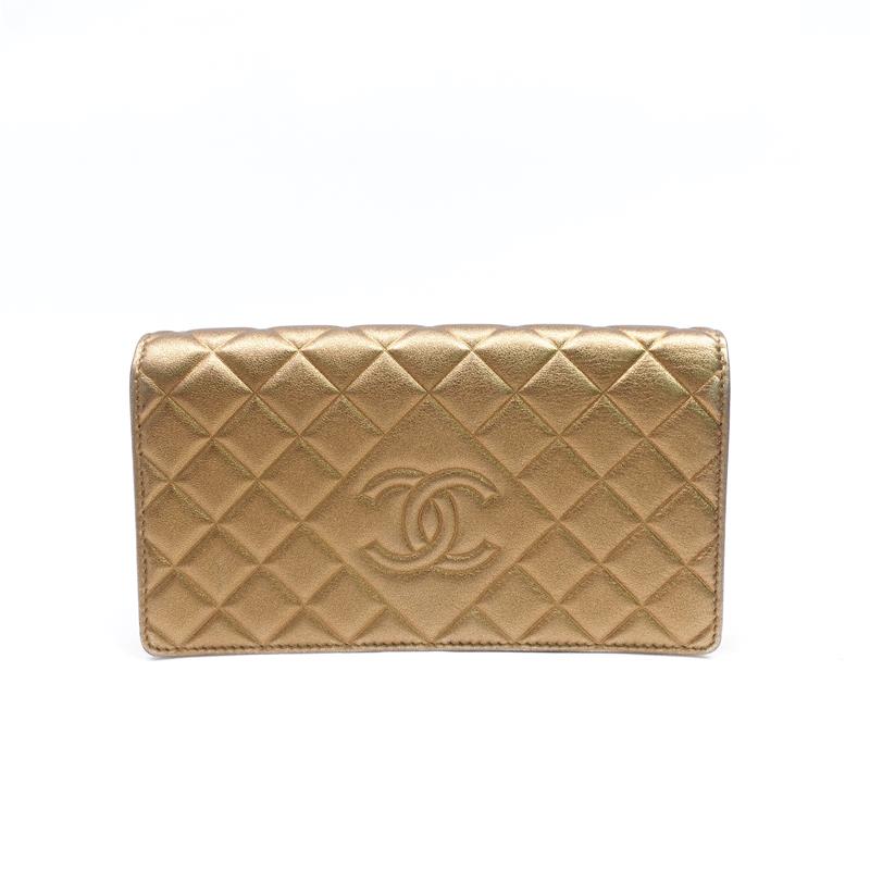 Pre-owned Chanel Gold Lambskin Wallet