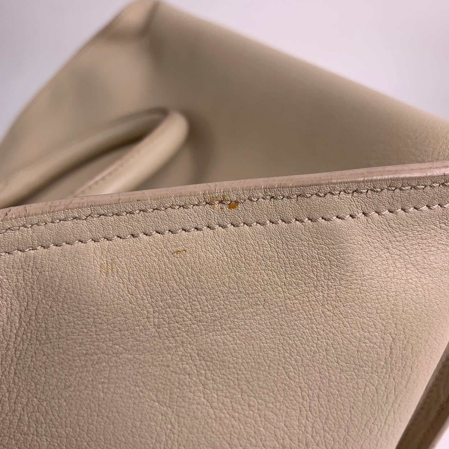 【Company Deal】Pre-owned Saint Laurent White Cabas Y Calfskin Shoulder Bag-HZ