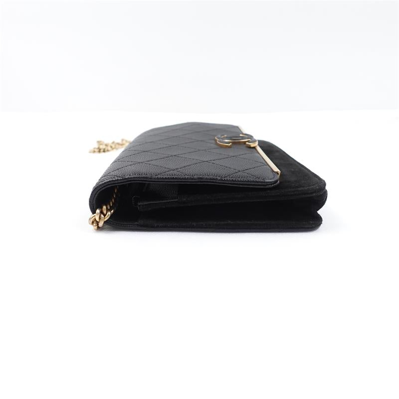 Pre-owned Chanel Black Calfskin Woc