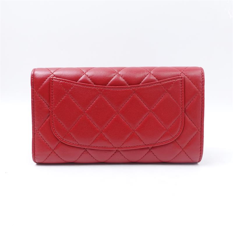 Pre-owned Chanel CF Red Long Calfskin Wallet