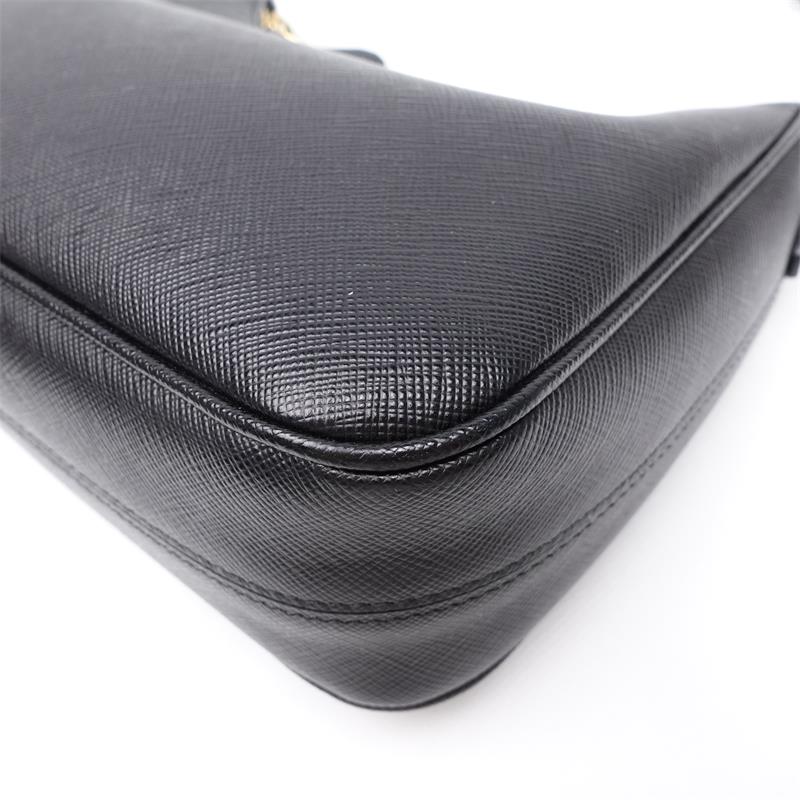 Pre-owned Prada Re-edition Black Calfskin Shoulder Bag