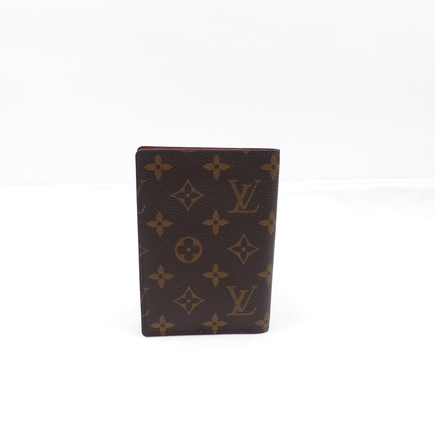 Pre-owned Louis Vuitton Monogram Coated Canvas Passpord Holder