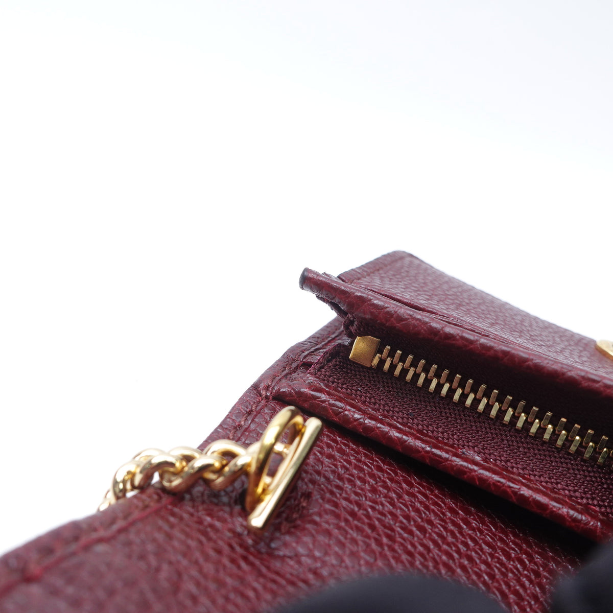 Gucci Zumi Burgundy Calfskin Leather Shoulder Bag T10410373