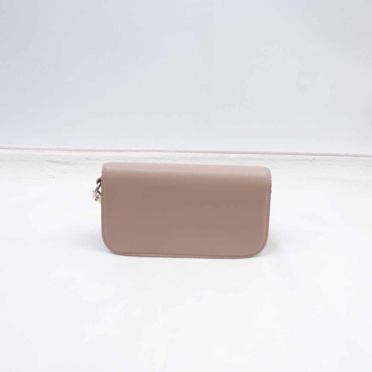 Pre-Owned Valentino Loco Pink Leather Shoulder Bag T10355143