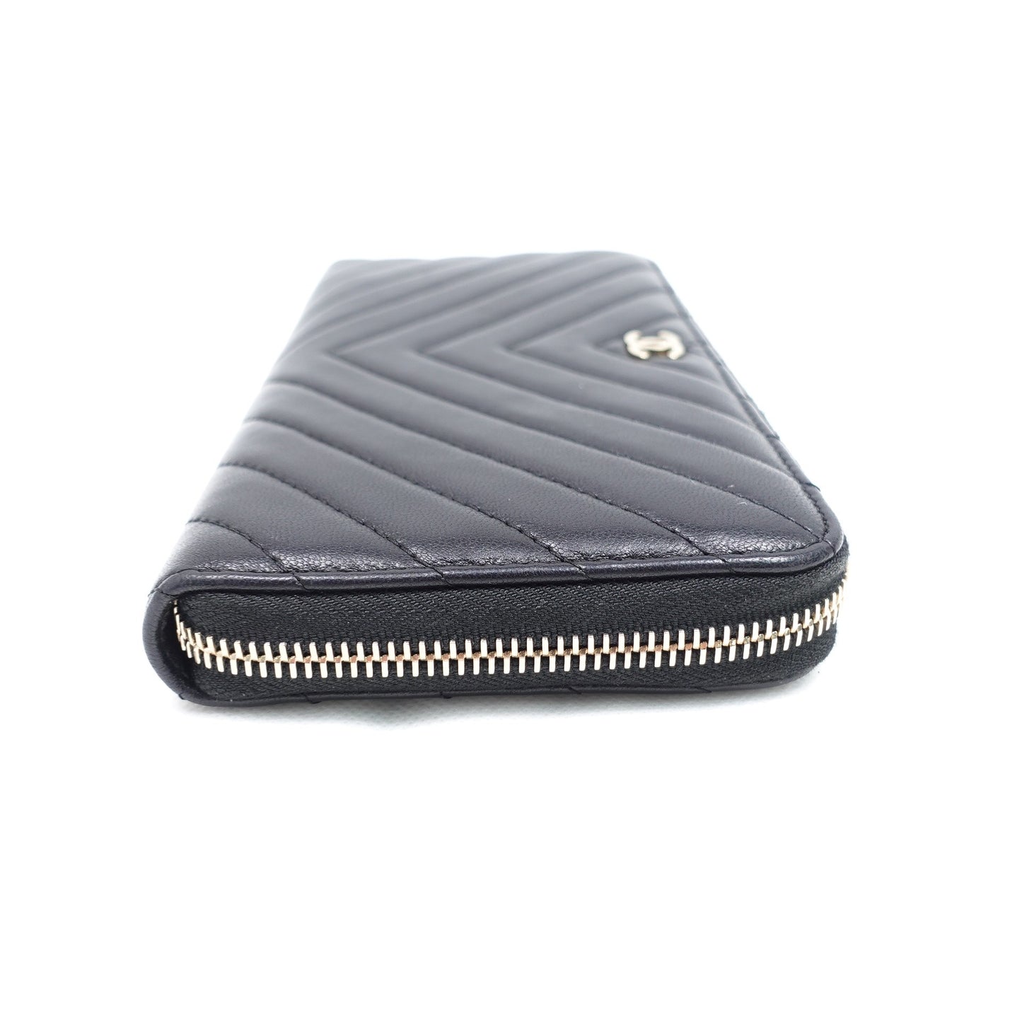 Pre-owned Chanel Black Chervon Lambskin Wallet