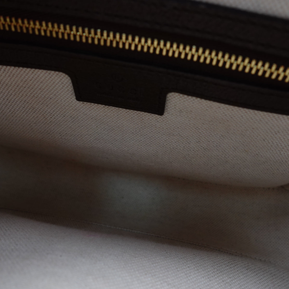 Pre-Owned Gucci Ophidia Beige Canvas Shoulder Bag T10362424