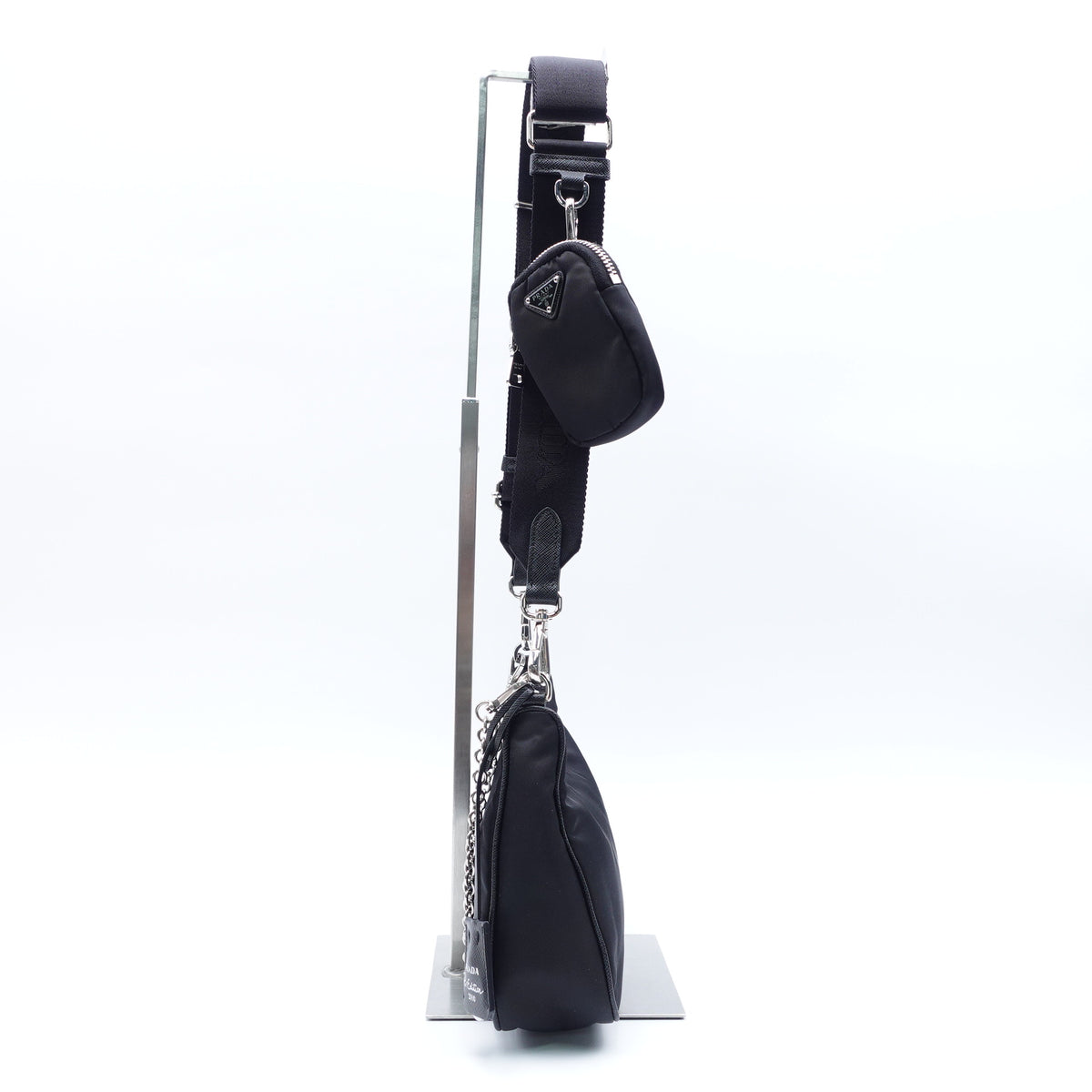 Prada Re-Edition 2000 Black Nylon Shoulder Bag T10391845