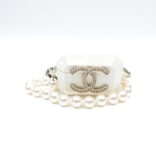 Pre-Owned Chanel White Acrylic Airpods Case T10356667