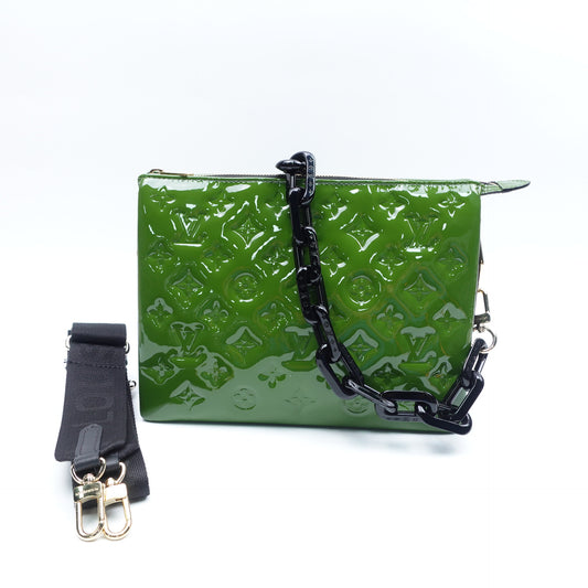 【DEAL】Pre-Owned Louis Vuitton Pochette Coussin Green Vernis Shoulder Bag T10397817