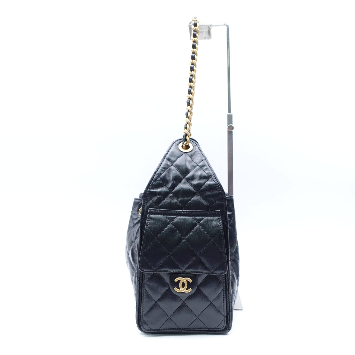 Pre-Owned Chanel 25 Bag Black Calfskin Leather Shoulder Bag T10399245