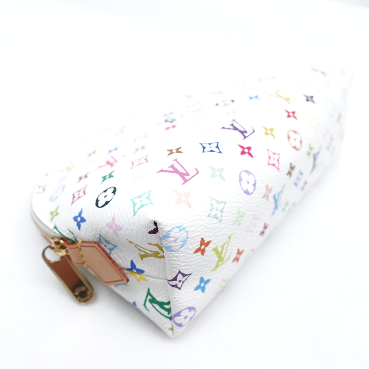 Pre-Owned Louis Vuitton Poche Toilette White Multicolor Canvas Clutch T10367720