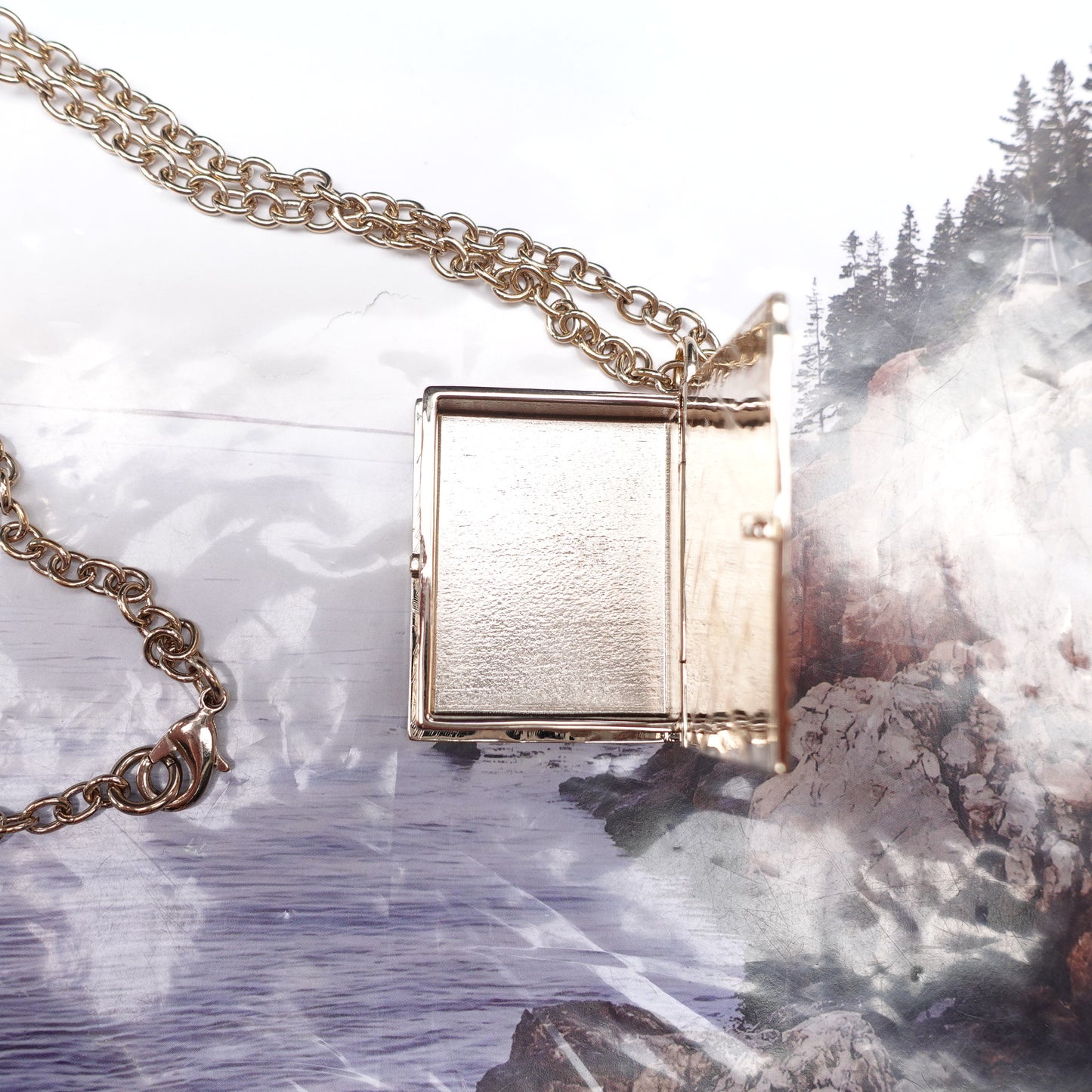Pre-owned Chanel Book Design Necklace