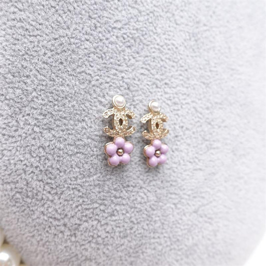 【Deal】Pre-owned Chanel Golden Alloy Diamond Earrings-TS