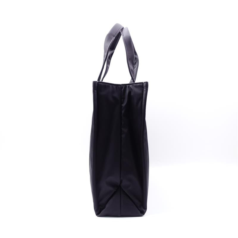 Pre-owned Chloe Woody Black Nylon Tote - HZ