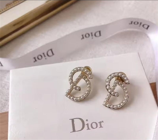 【Deal】Pre-owned Dior Golden Alloy Peal Earrings-TS