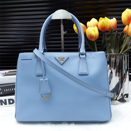 Pre-owned Prada Blue Saffiano Leather Shoulder Bag