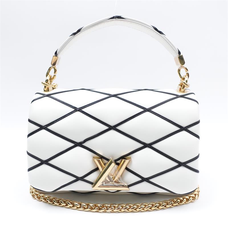 Pre-owned Louis Vuitton Malletage GO-14 MM White Black Lambskin Shoulder Bag