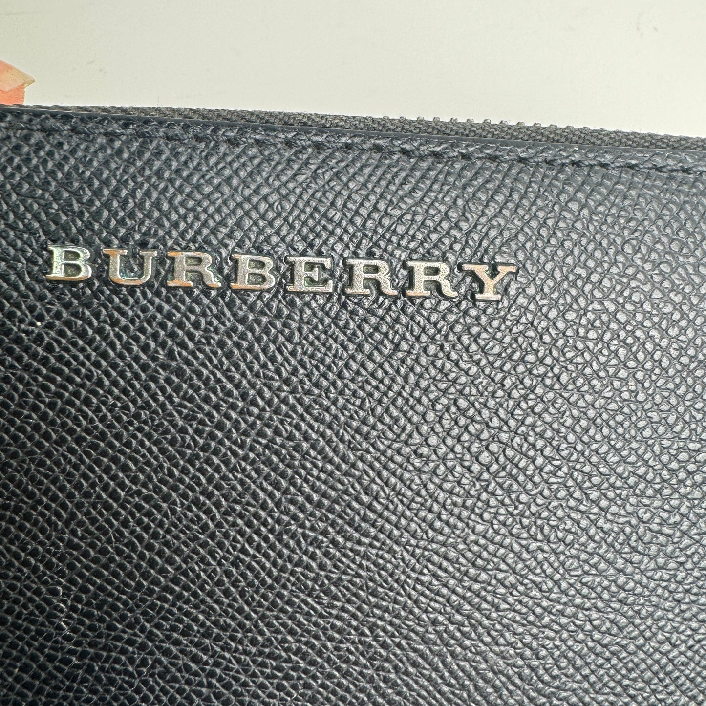 【DEAL】Pre-owned Burberry Black Clafskin Long Wallet - HZ