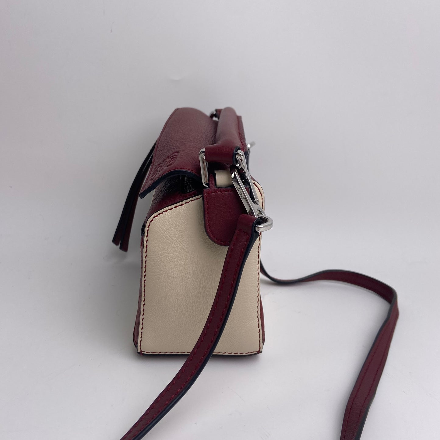 【DEAL】Pre-owned Loewe Calfskin Shoulder Bags Puzzle Red Mini Shoulder Bag-HZTT