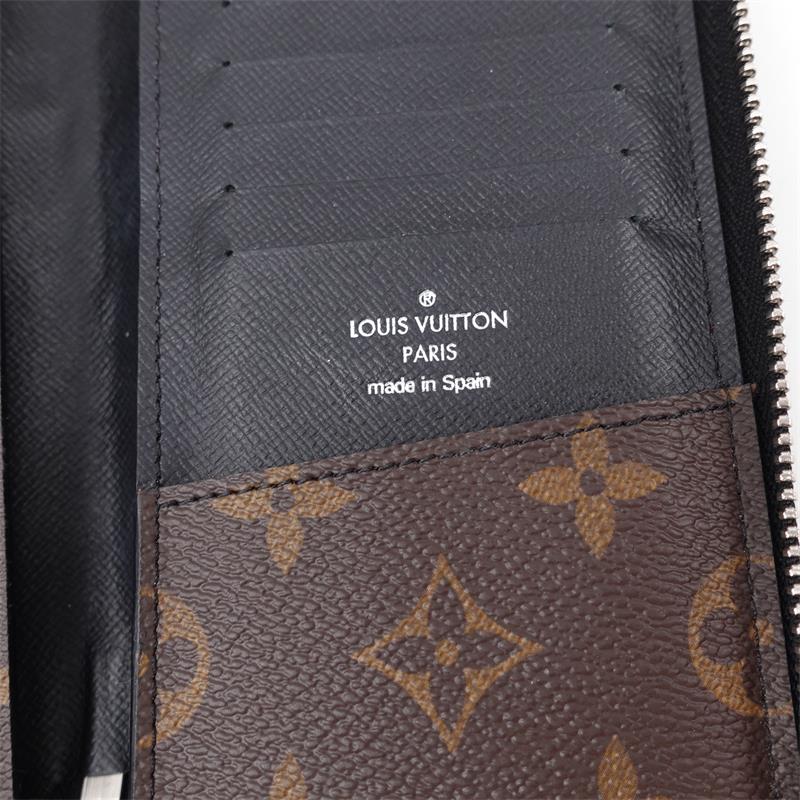 【DEAL】Pre-owned Louis Vuitton Brown Coated Canvas Long Wallet-TS