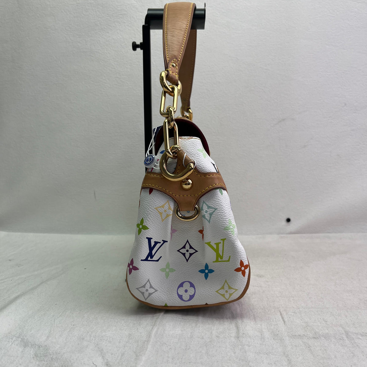 Pre-Owned Louis Vuitton Marilyn White Multicolor Canvas Shoulder Bag T10463362