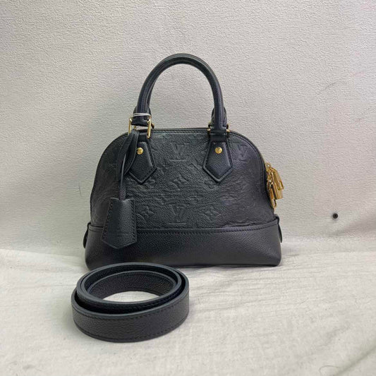 Pre-Owned Louis Vuitton Neo Alma Black Calfskin Leather Shoulder Bag T10350386