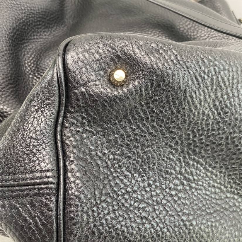 Pre-owned Burberry Black Calfskin Shoulder Bag - HZ