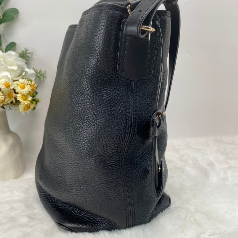 Pre-owned Burberry Black Calfskin Shoulder Bag - HZ